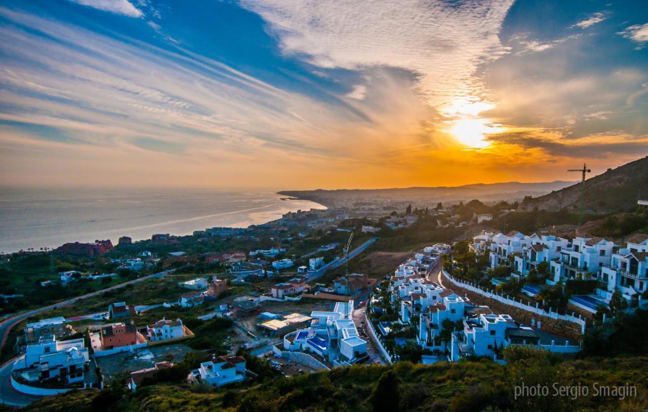 Iris Benalmadena Appartement Buitenkant foto