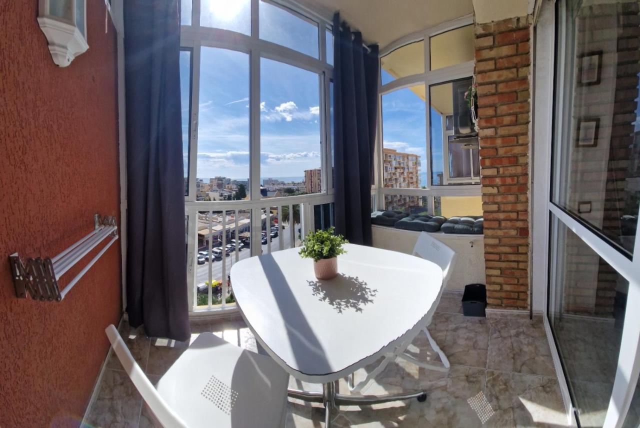 Iris Benalmadena Appartement Buitenkant foto